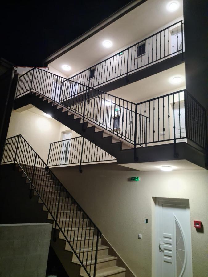 Appartments Akrapovic 브르시 외부 사진